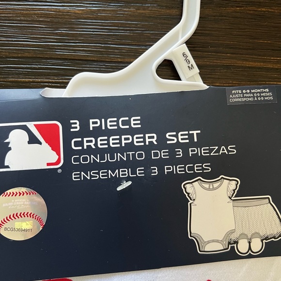 Phillies Onesie ⚾️ - Picture 3 of 3